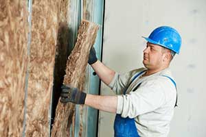 Dulles, VA insulation contractors installing attic insulation