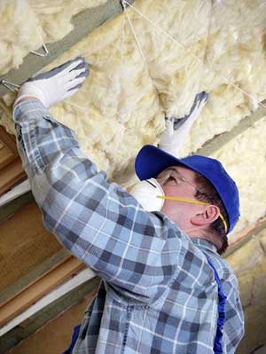 Rosslyn, VA insulation contractors installing attic insulation