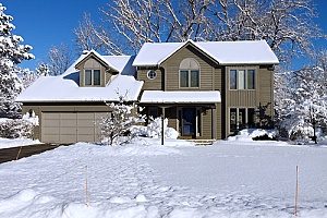 a Fairfax, VA home that needs roof maintenance and repairs since the snow and freezing rain have damaged the old roof