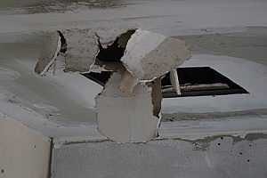 a large roof leak that constitutes the need for a Northern Virginia emergency roof repair