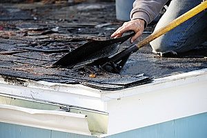 a roof repair being done in Fairfax, VA